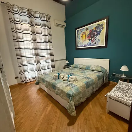 Casa Nel Vicolo 巴勒莫