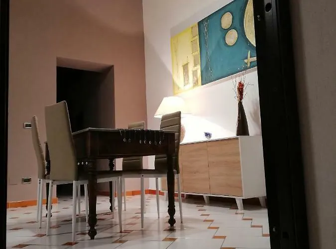 Casa Nel Vicolo 度假居 巴勒莫
