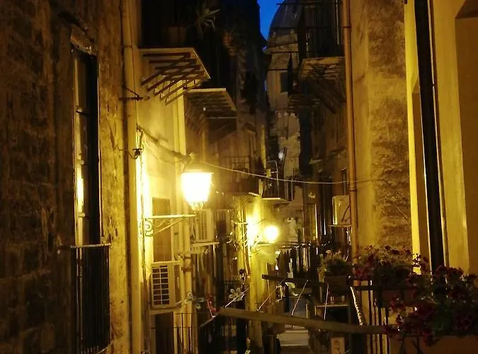Casa Nel Vicolo 度假居 巴勒莫